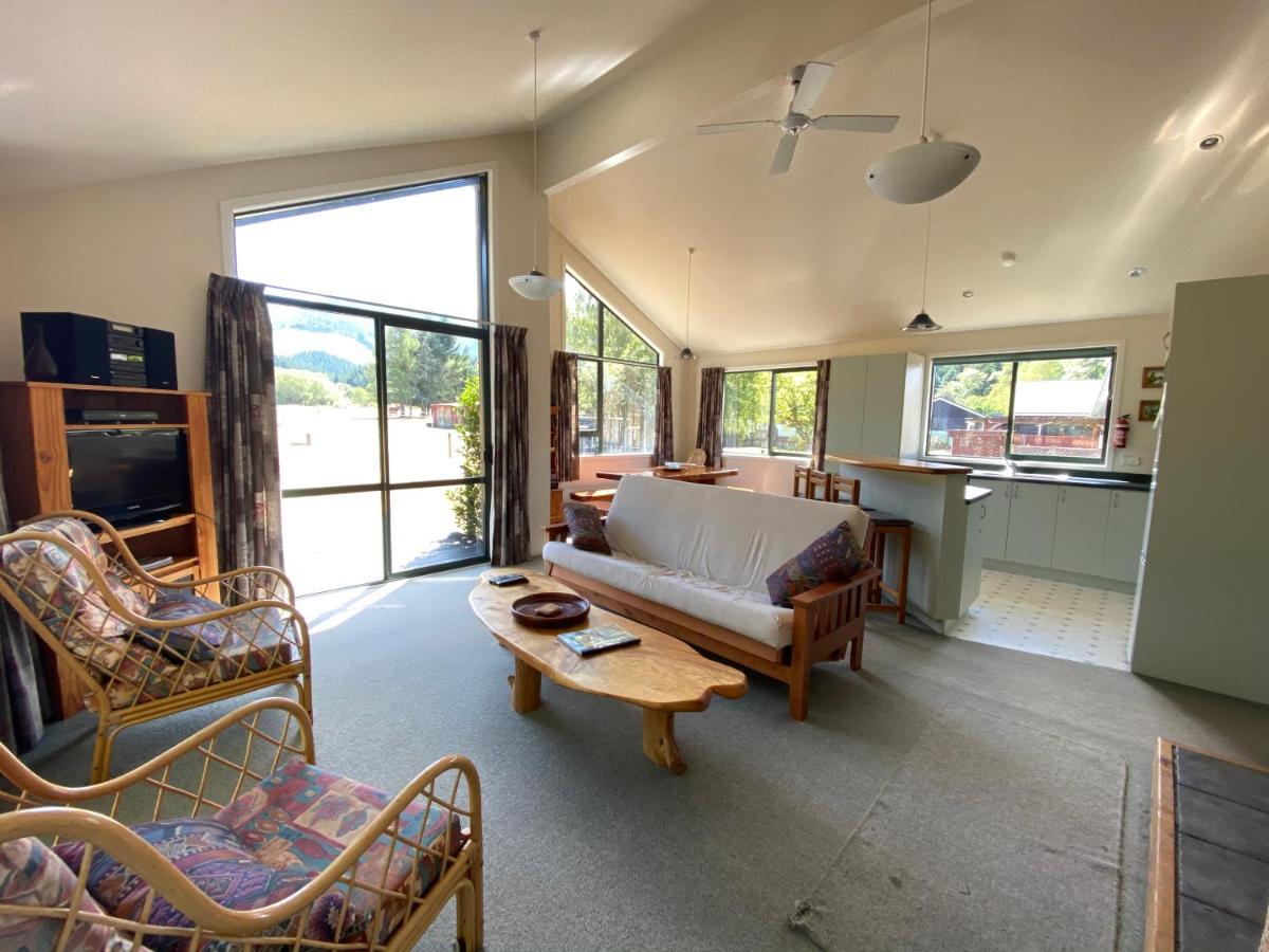 82 Jacks Pass Road Villa แฮนเมอร์สปริงส์ ภายนอก รูปภาพ